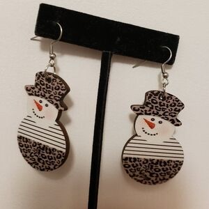Leopard print snowman festive lightweight Dangle earrings